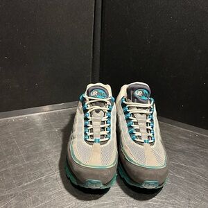 Nike Air Max 24-7 Size 11.5 Men